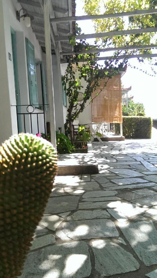 Sofia Holiday Studios Stafylos Exterior foto